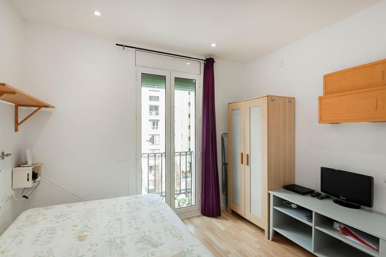 Sagrada Familia Apartament Barcellona Esterno foto