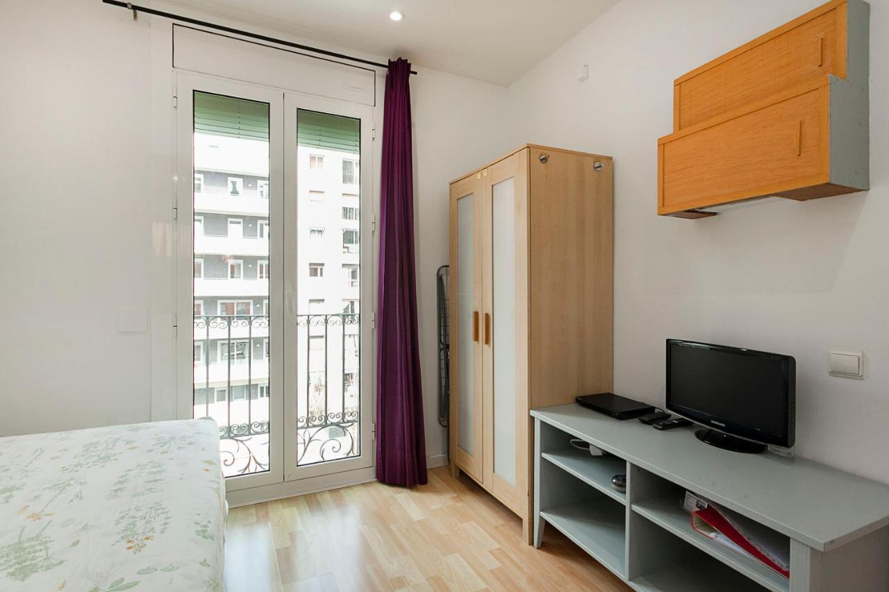 Sagrada Familia Apartament Barcellona Esterno foto